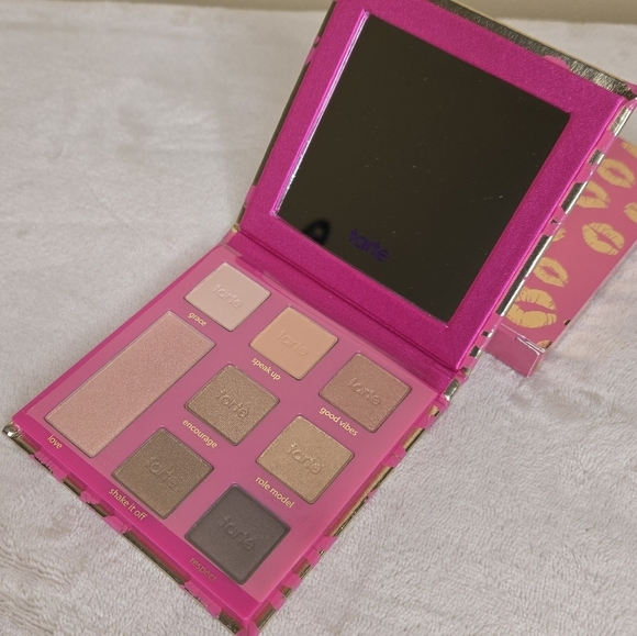 Tarte Leave Your Mark Eyeshadow Palette - Picture 1 of 6